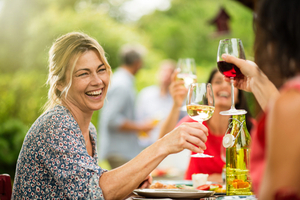 How to stay safe when meeting with family and friends this summer