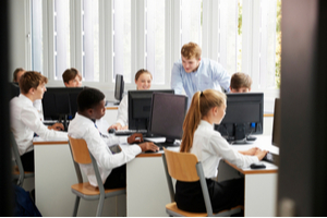 8 essential finance lessons you should teach teenagers as 72% say they want more financial education