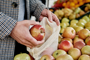 Do you have “green guilt”? Here are 8 simple ways to make your lifestyle more environmentally friendly
