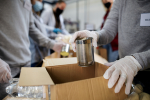 7 ways you can support your community this festive season