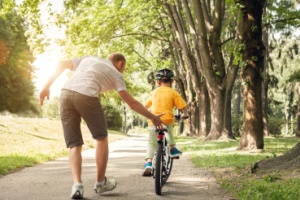 Should you choose a Cash or Stocks and Shares Junior ISA for your child?